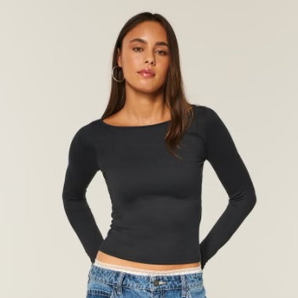 Hollister Boat Neck Top